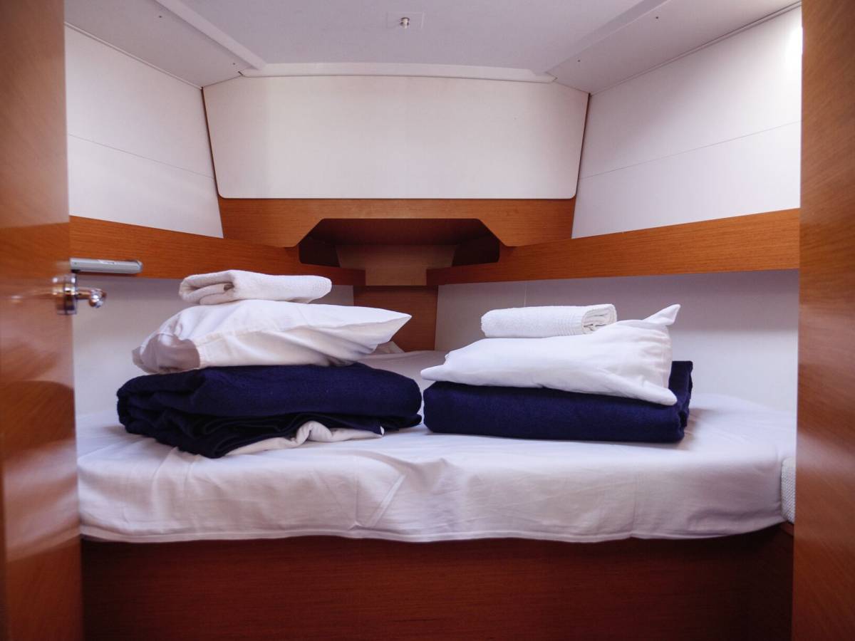 Sun Odyssey 349, Siberia | Yacht Charter Croatia