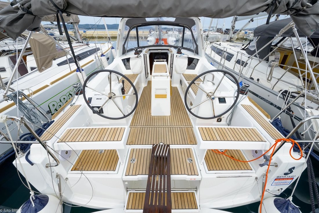 Sun Odyssey 349, Popeye | Yacht Charter Croatia