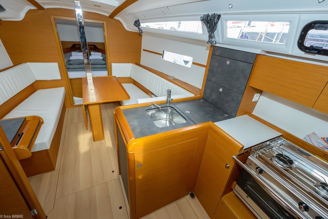 Sun Odyssey 349, Popeye | Yacht Charter Croatia