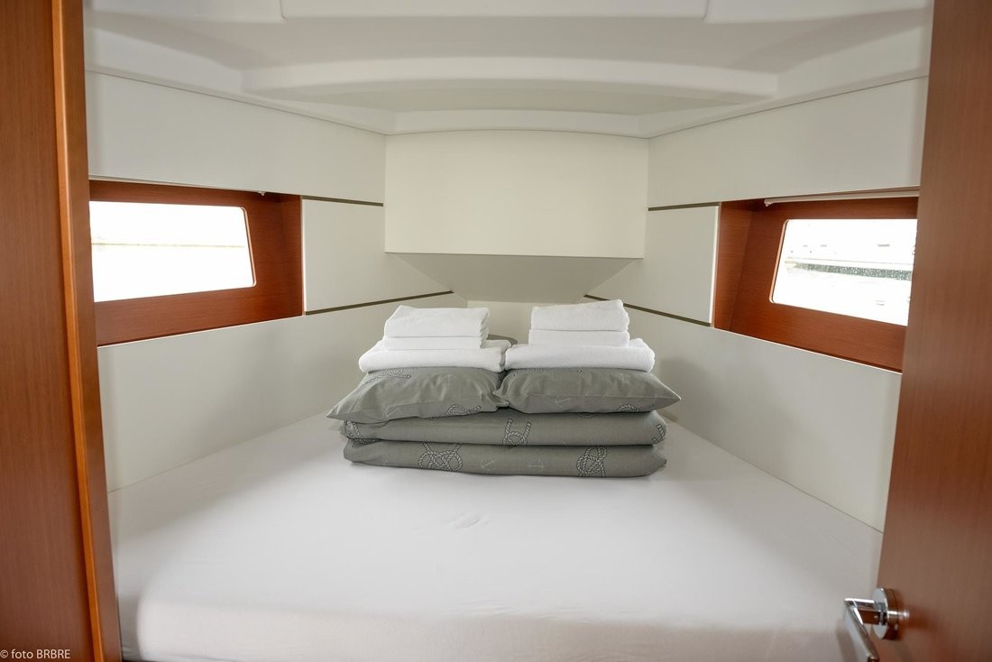 Sun Odyssey 349, Popeye | Yacht Charter Croatia