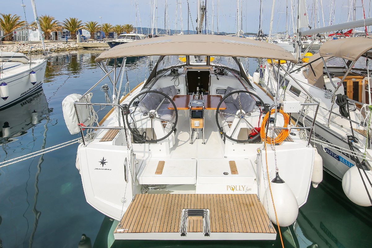 Sun Odyssey 349, Polly Fun | Yacht Charter Croatia