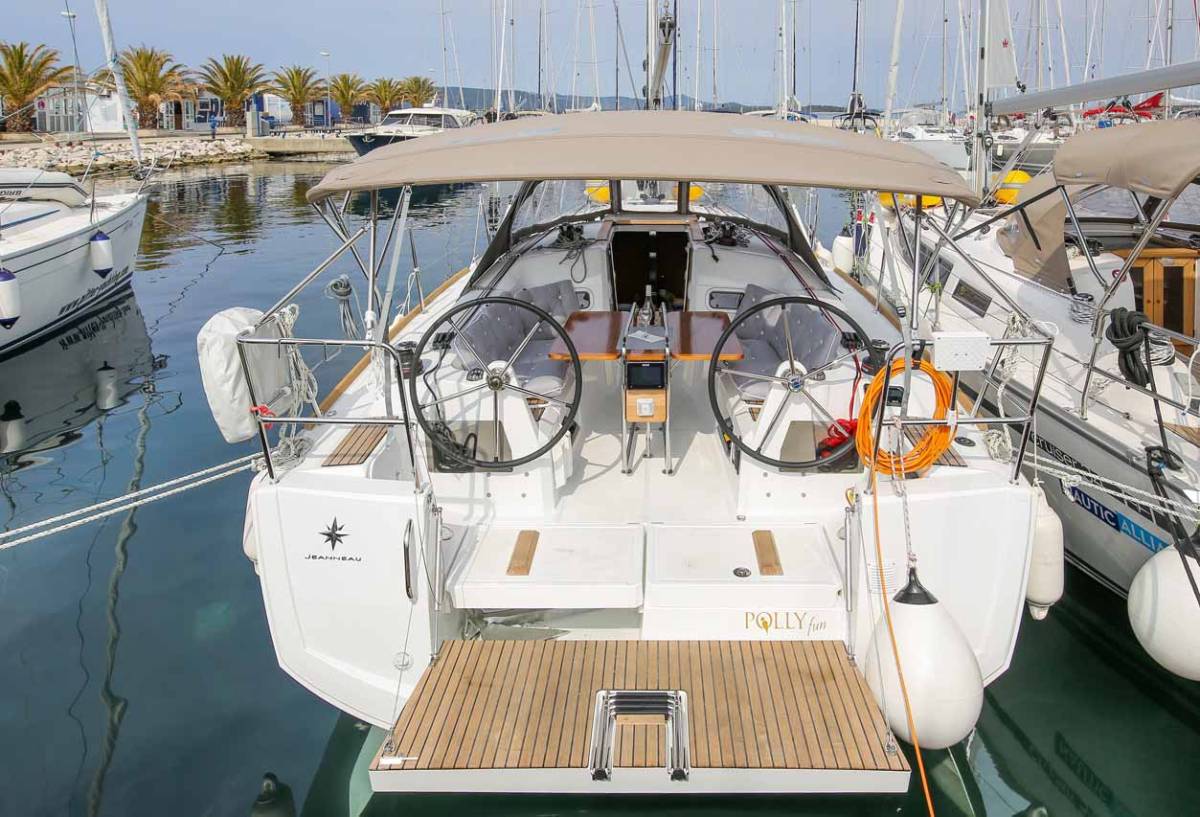 Sun Odyssey 349, Polly Fun | Yacht Charter Croatia
