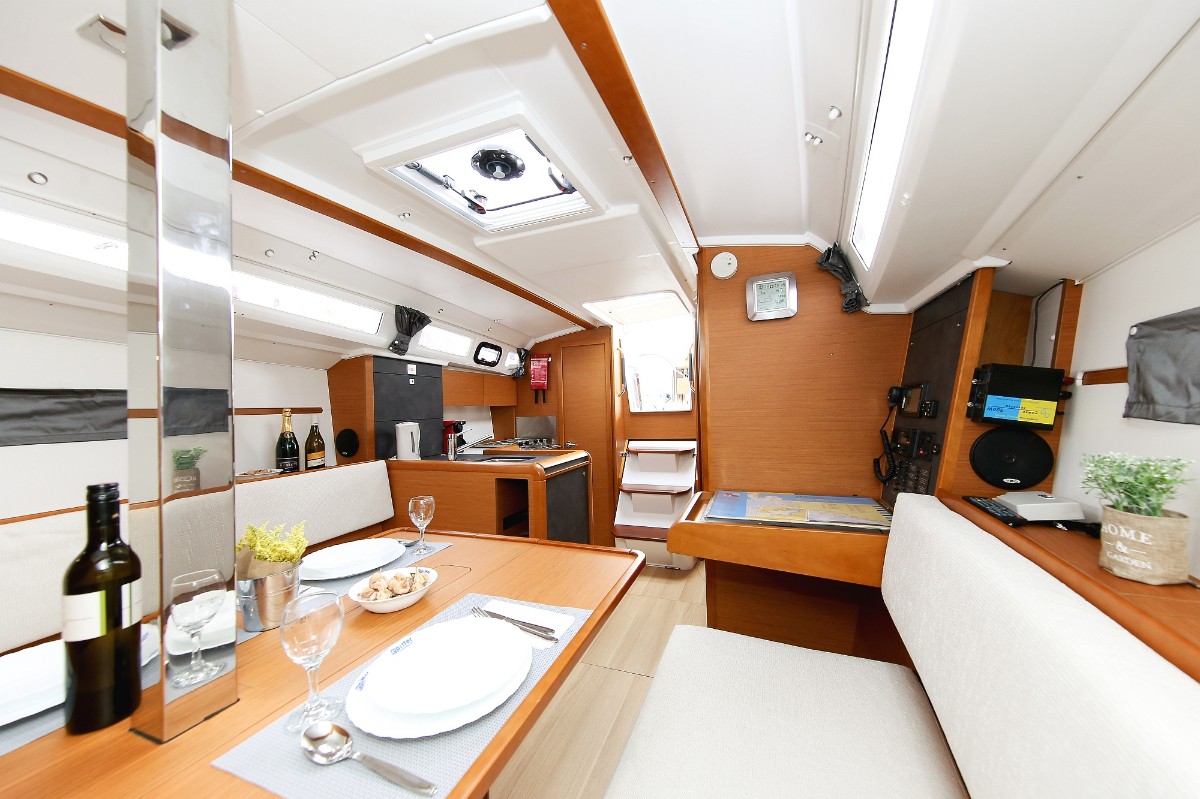 Sun Odyssey 349, Polly Fun | Yacht Charter Croatia