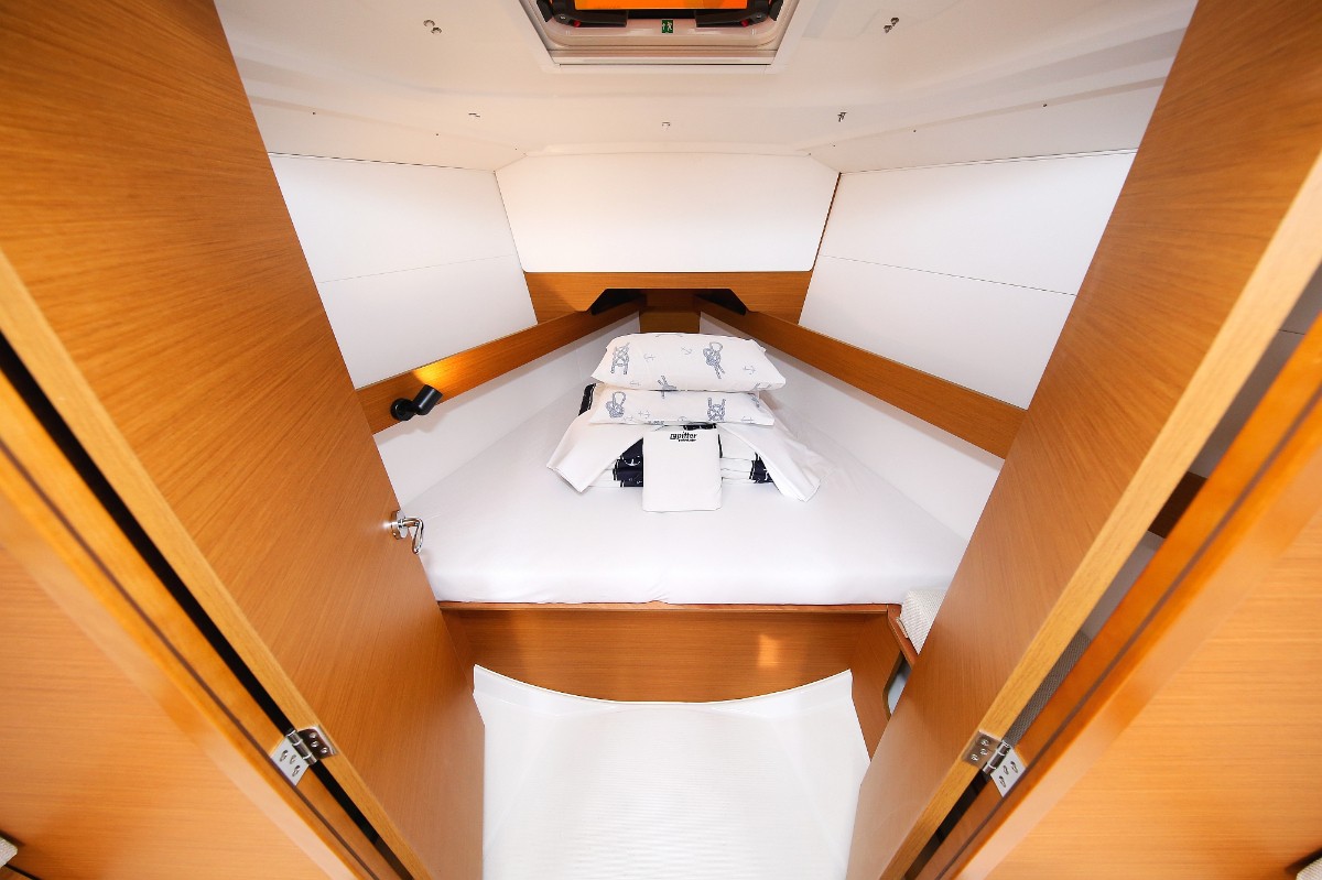 Sun Odyssey 349, Polly Fun | Yacht Charter Croatia