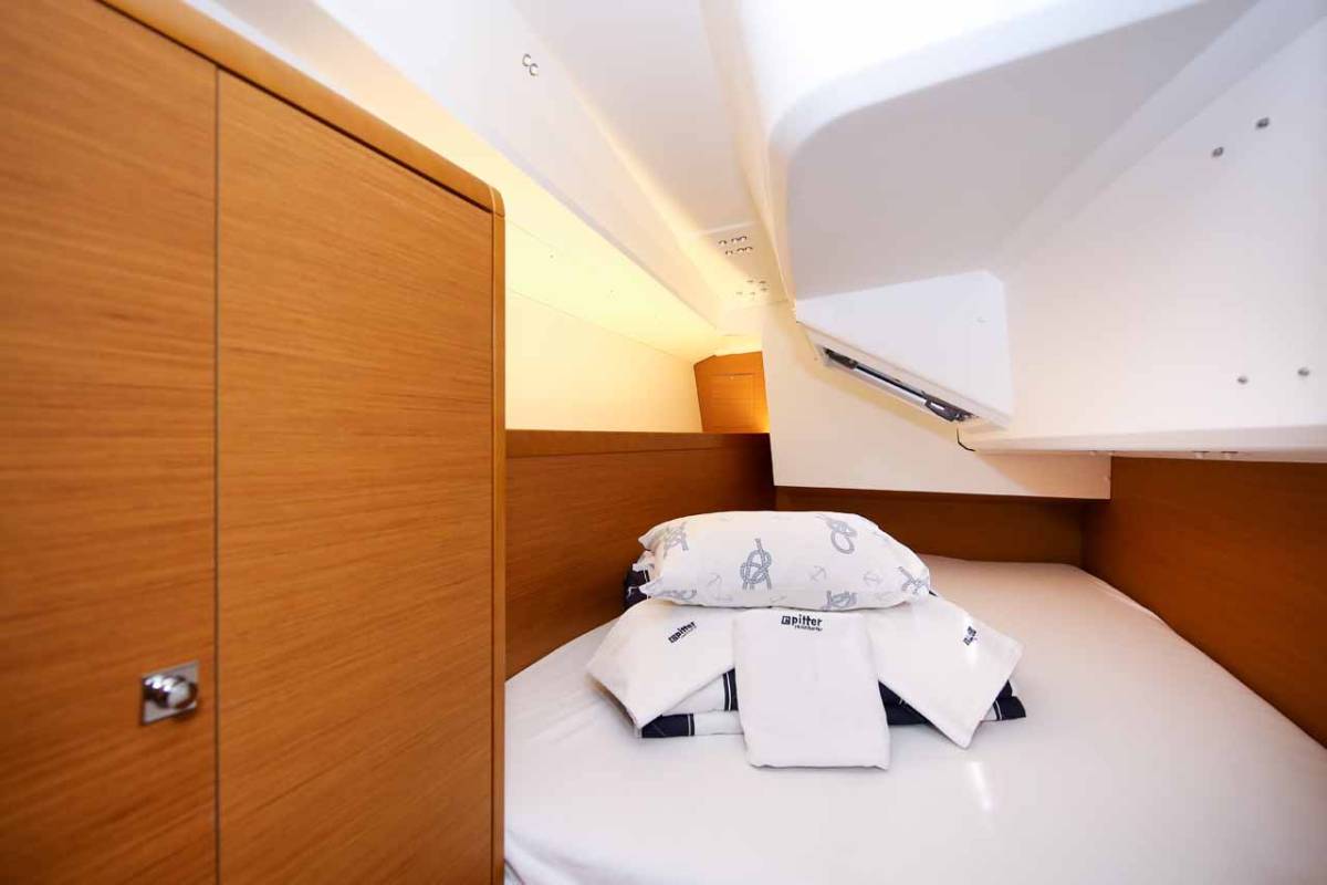 Sun Odyssey 349, Polly Fun | Yacht Charter Croatia