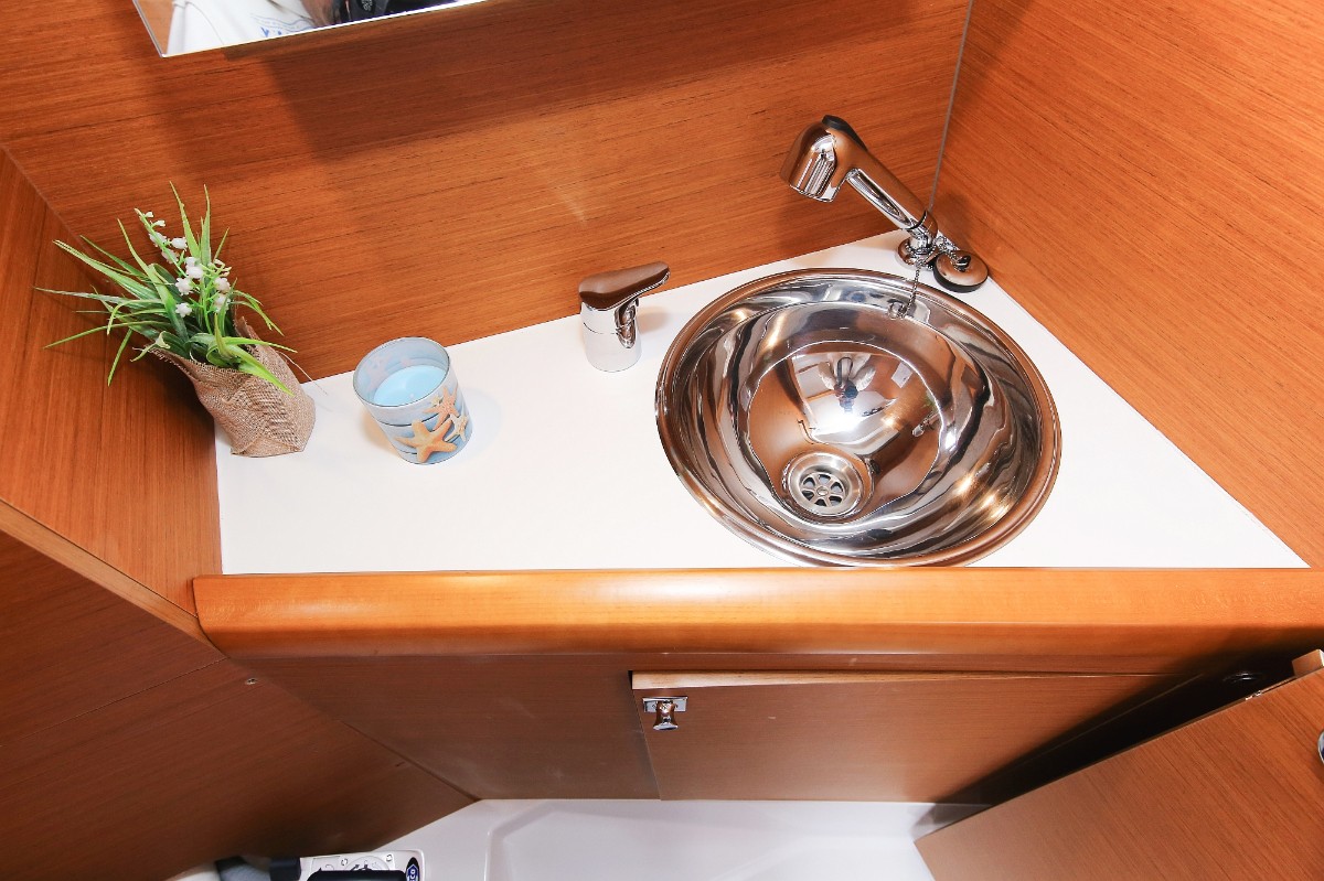 Sun Odyssey 349, Polly Fun | Yacht Charter Croatia