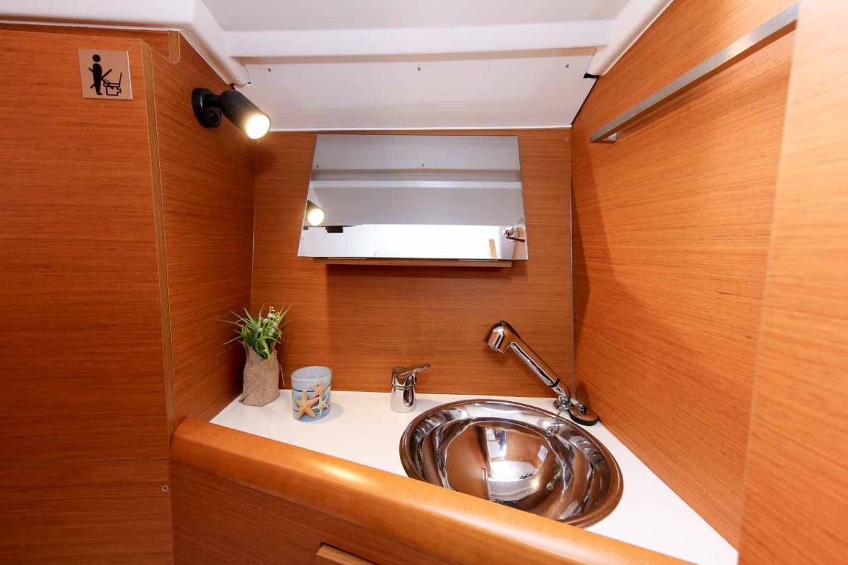Sun Odyssey 349, Polly Fun | Yacht Charter Croatia