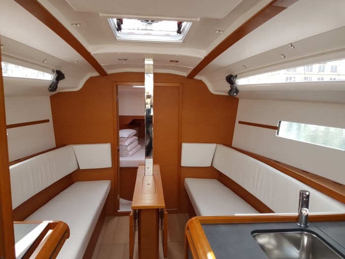 Sun Odyssey 349, Romana | Yacht Charter Croatia