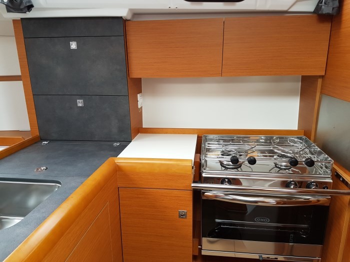 Sun Odyssey 349, Romana | Yacht Charter Croatia