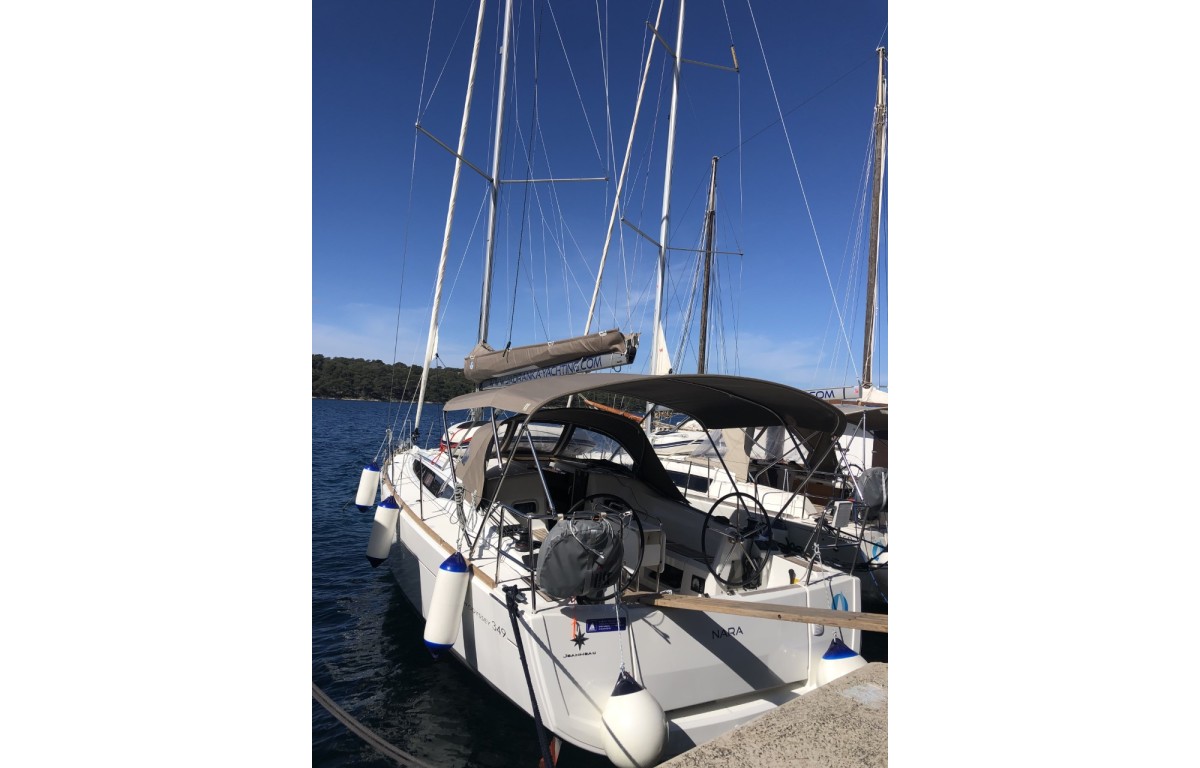 Sun Odyssey 349, Nara | Yacht Charter Croatia