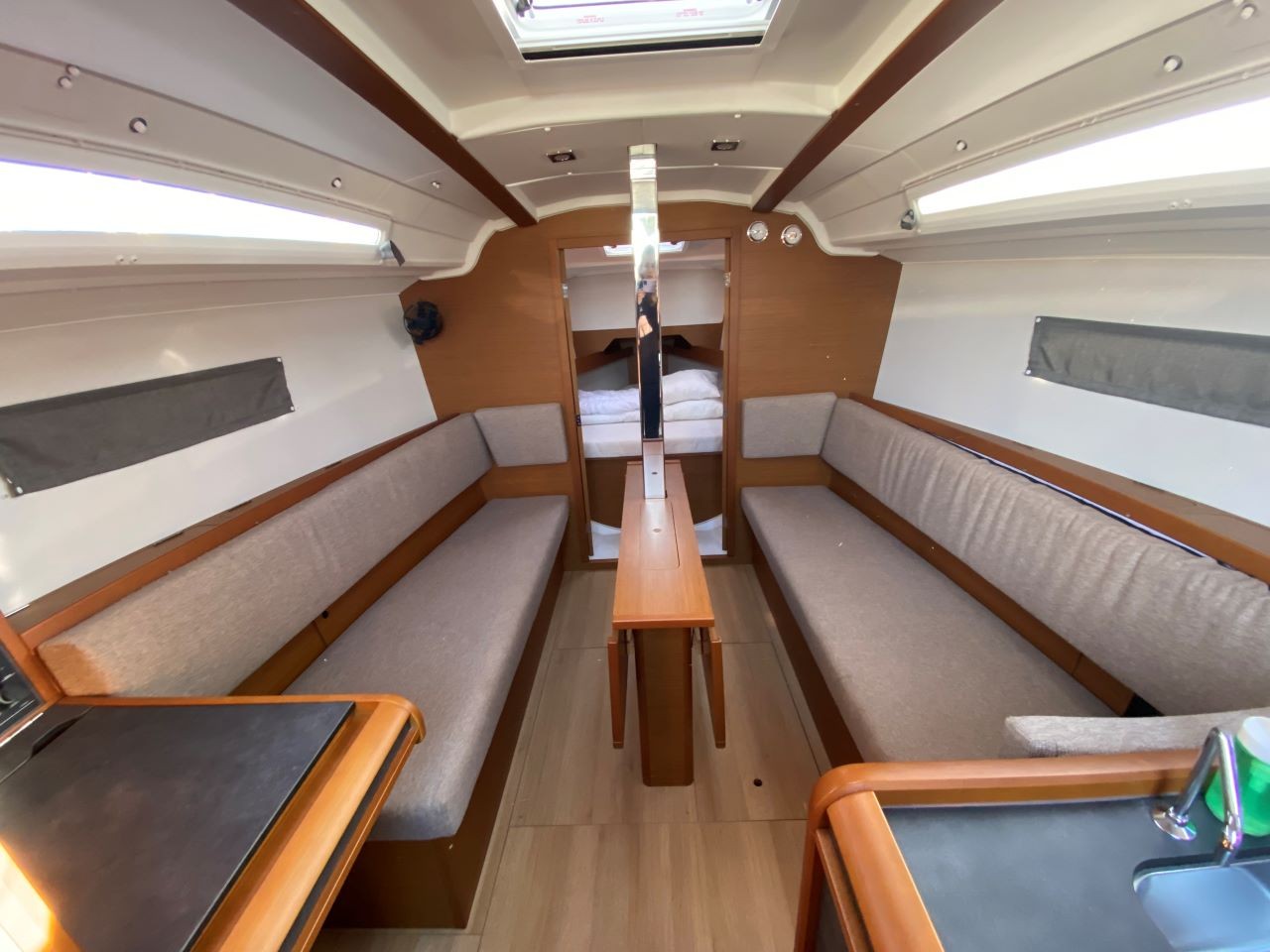 Sun Odyssey 349, petit elli | Yacht Charter Croatia