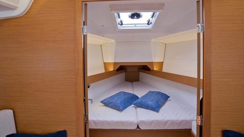 Sun Odyssey 349, SheShe | Yacht Charter Croatia