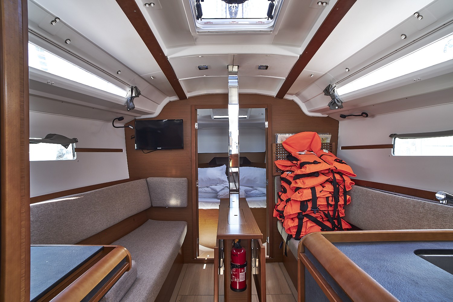 Sun Odyssey 349, Zatara | Yacht Charter Croatia