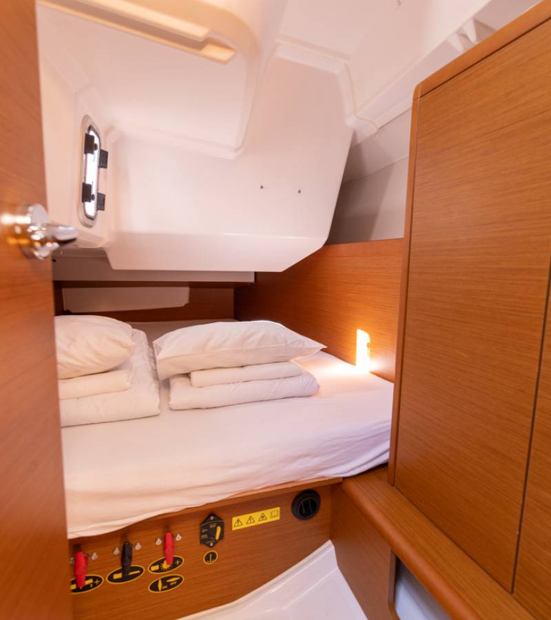 Sun Odyssey 349, Zatara | Yacht Charter Croatia