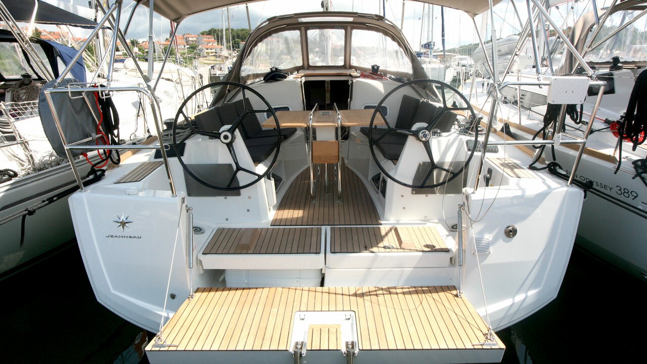 Sun Odyssey 349, Marie | Yacht Charter Croatia