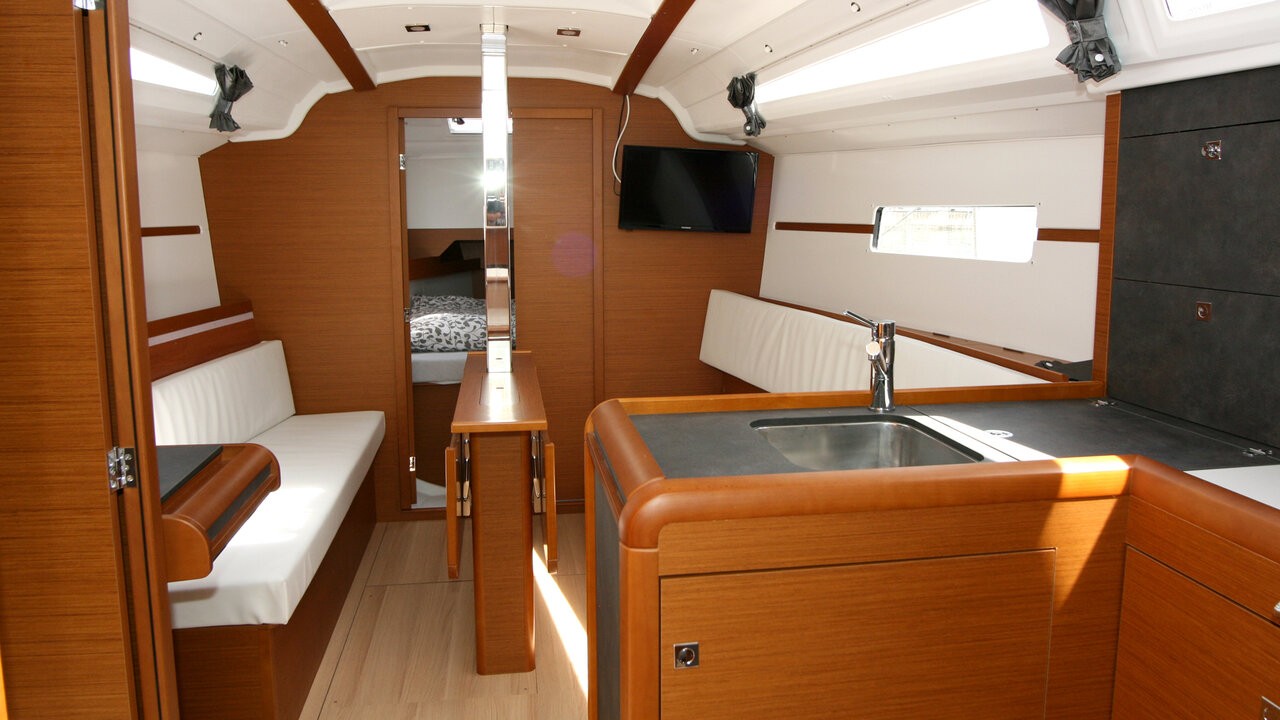 Sun Odyssey 349, Marie | Yacht Charter Croatia