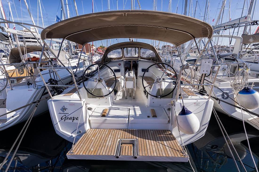 Sun Odyssey 349, Grape | Yacht Charter Croatia