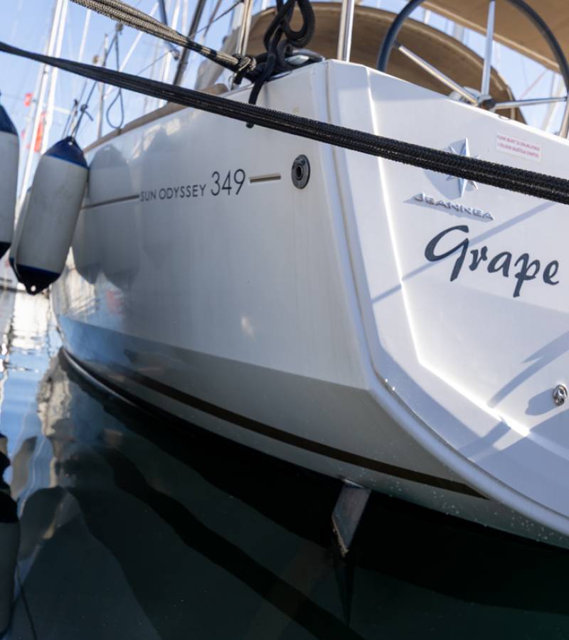 Sun Odyssey 349, Grape | Yacht Charter Croatia