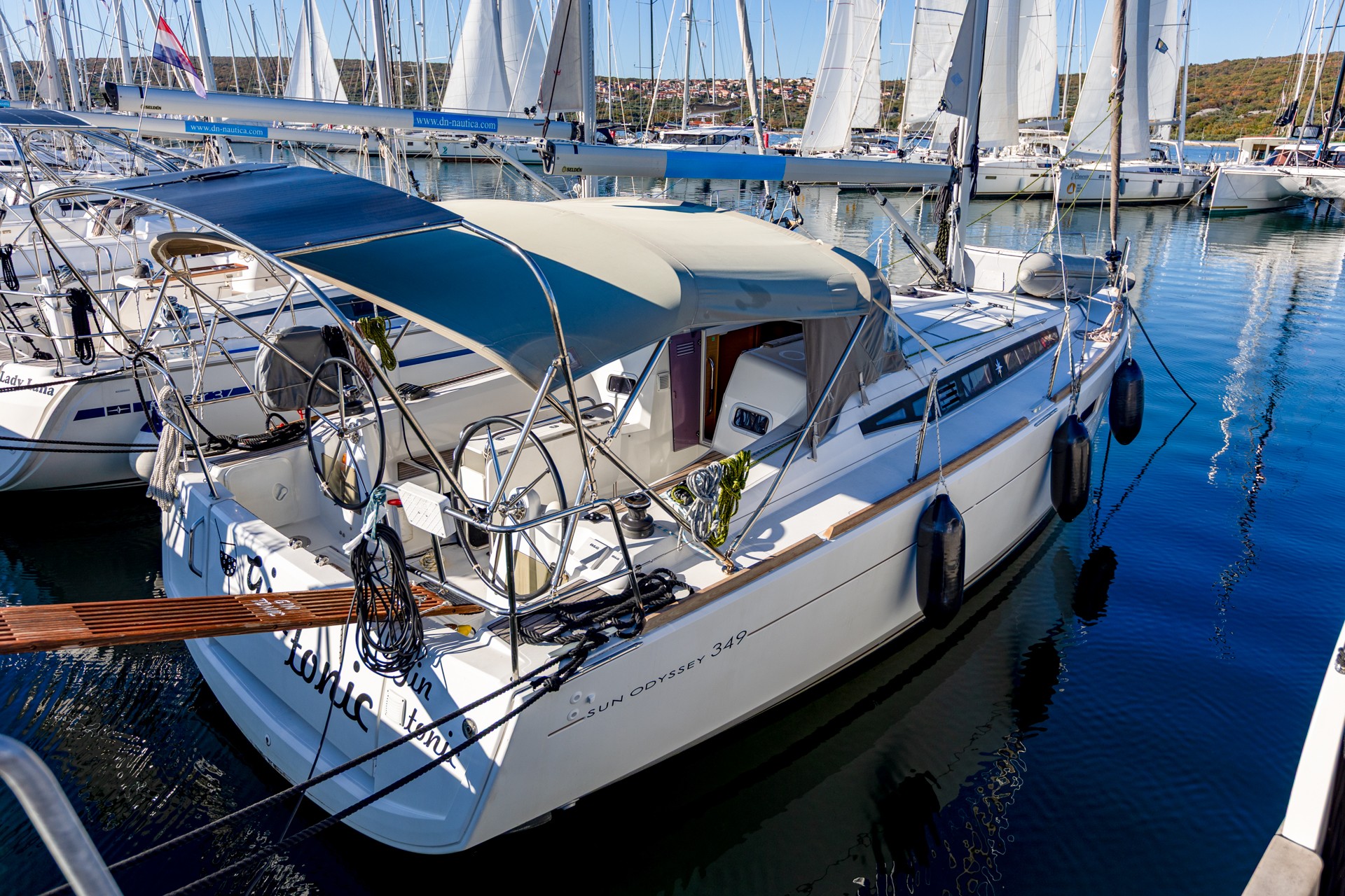 Sun Odyssey 349, Gin Tonic | Yacht Charter Croatia