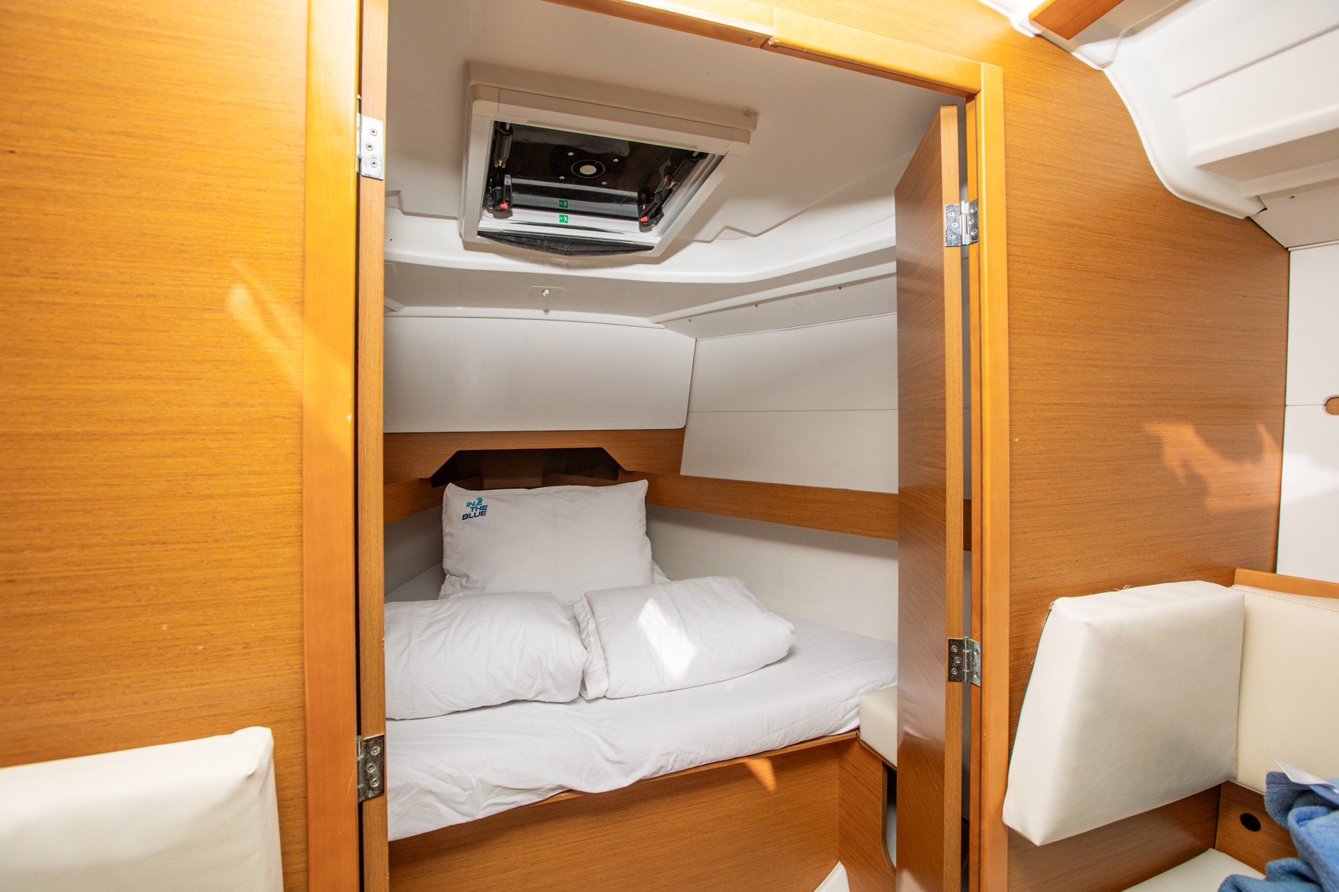 Sun Odyssey 349, Gin Tonic | Yacht Charter Croatia