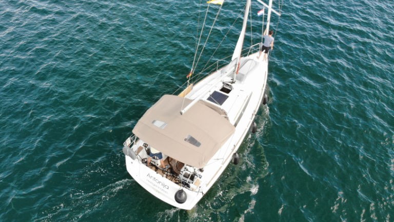Sun Odyssey 349, Antonija | Yacht Charter Croatia