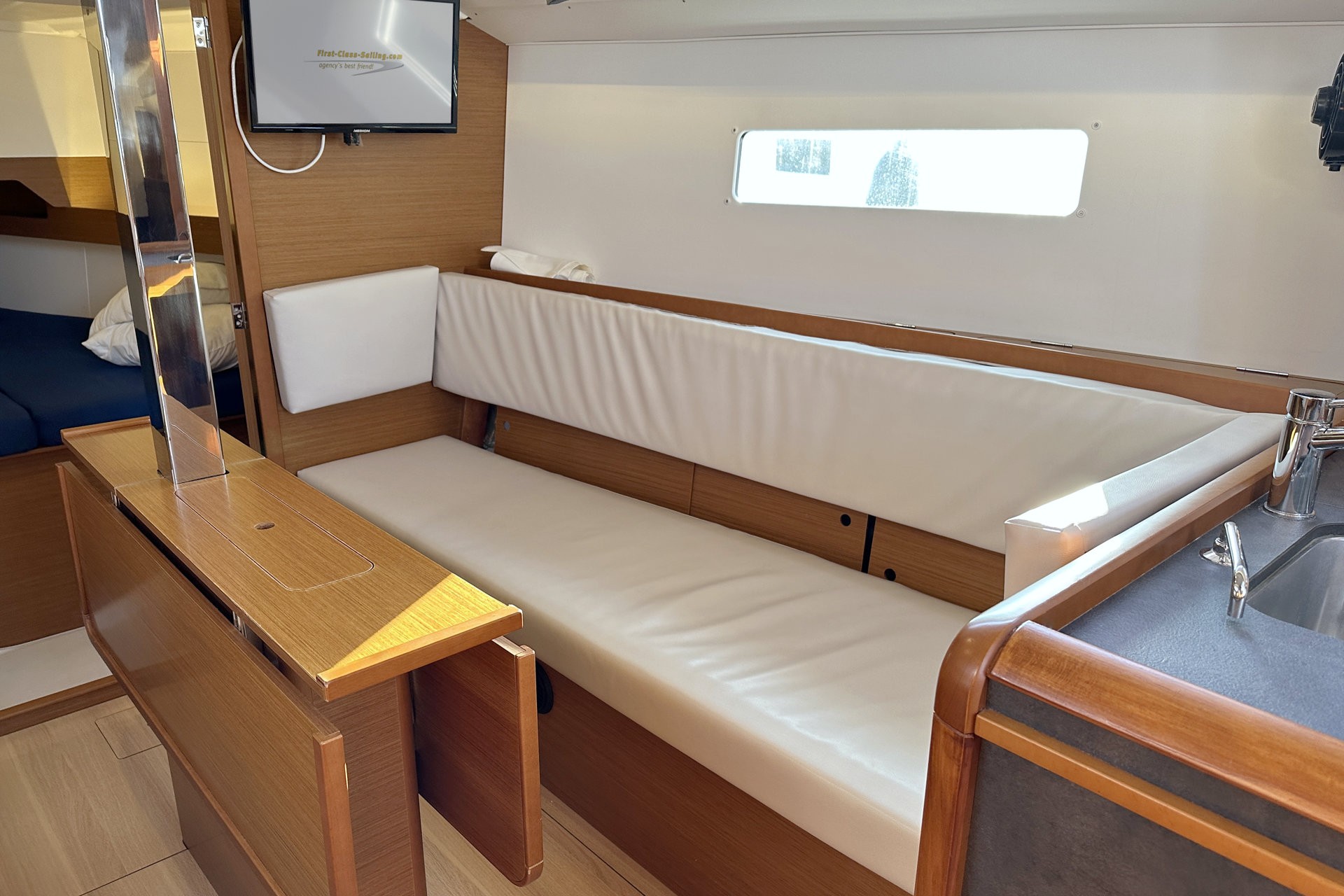 Sun Odyssey 349, Antonija | Yacht Charter Croatia