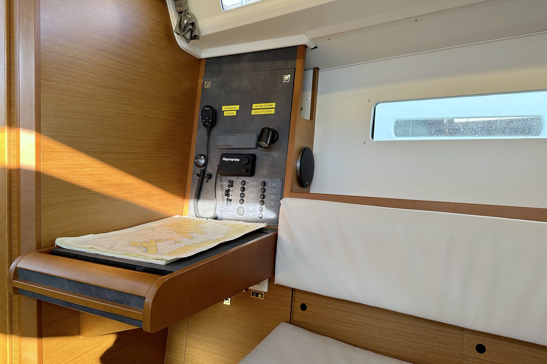 Sun Odyssey 349, Antonija | Yacht Charter Croatia