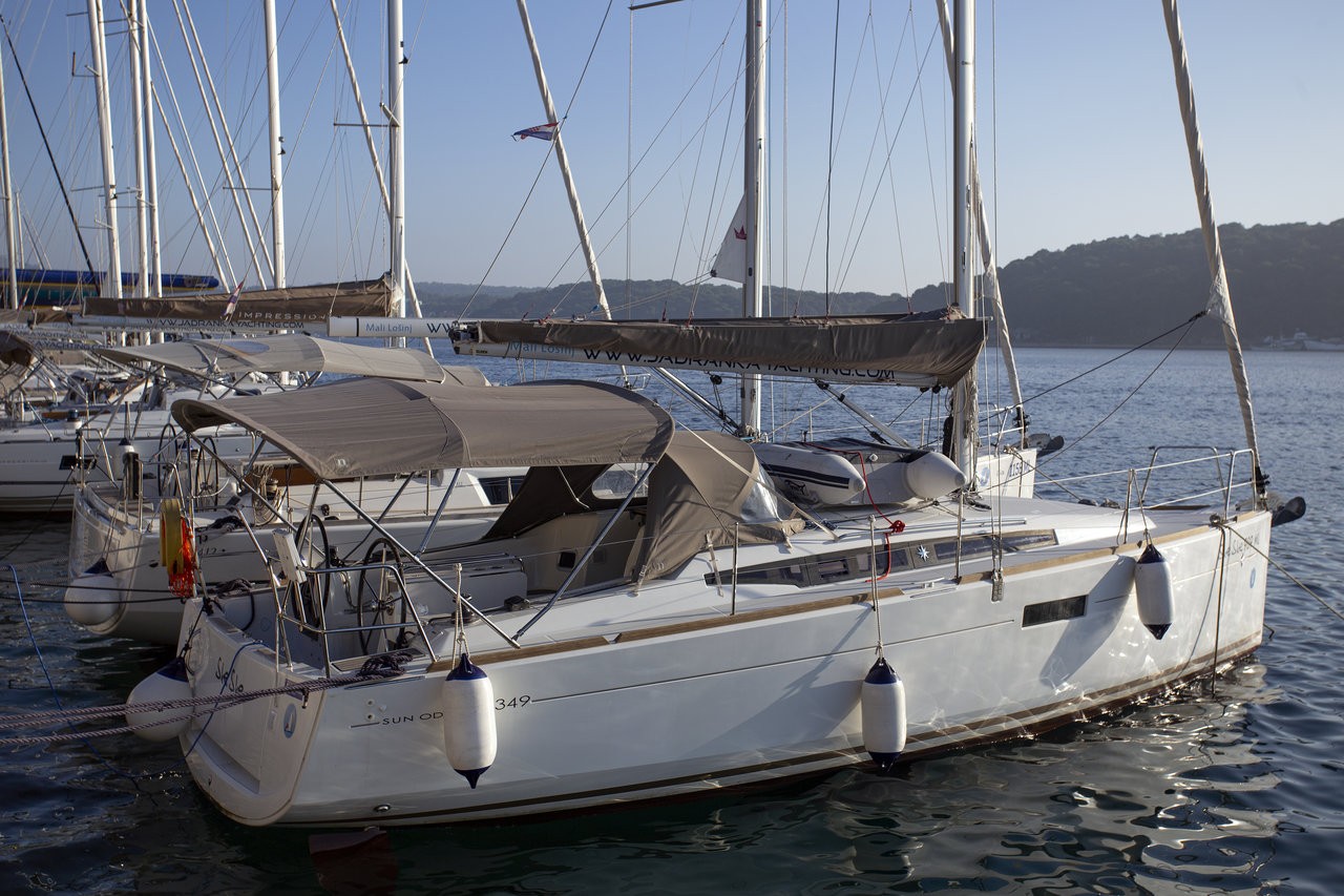Sun Odyssey 349, SheShe | Yacht Charter Croatia
