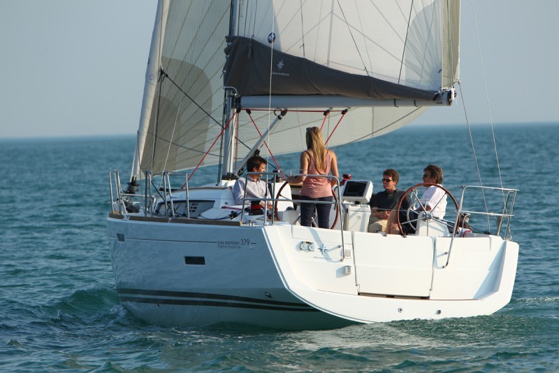 Sun Odyssey 379, talelli | Yacht Charter Croatia