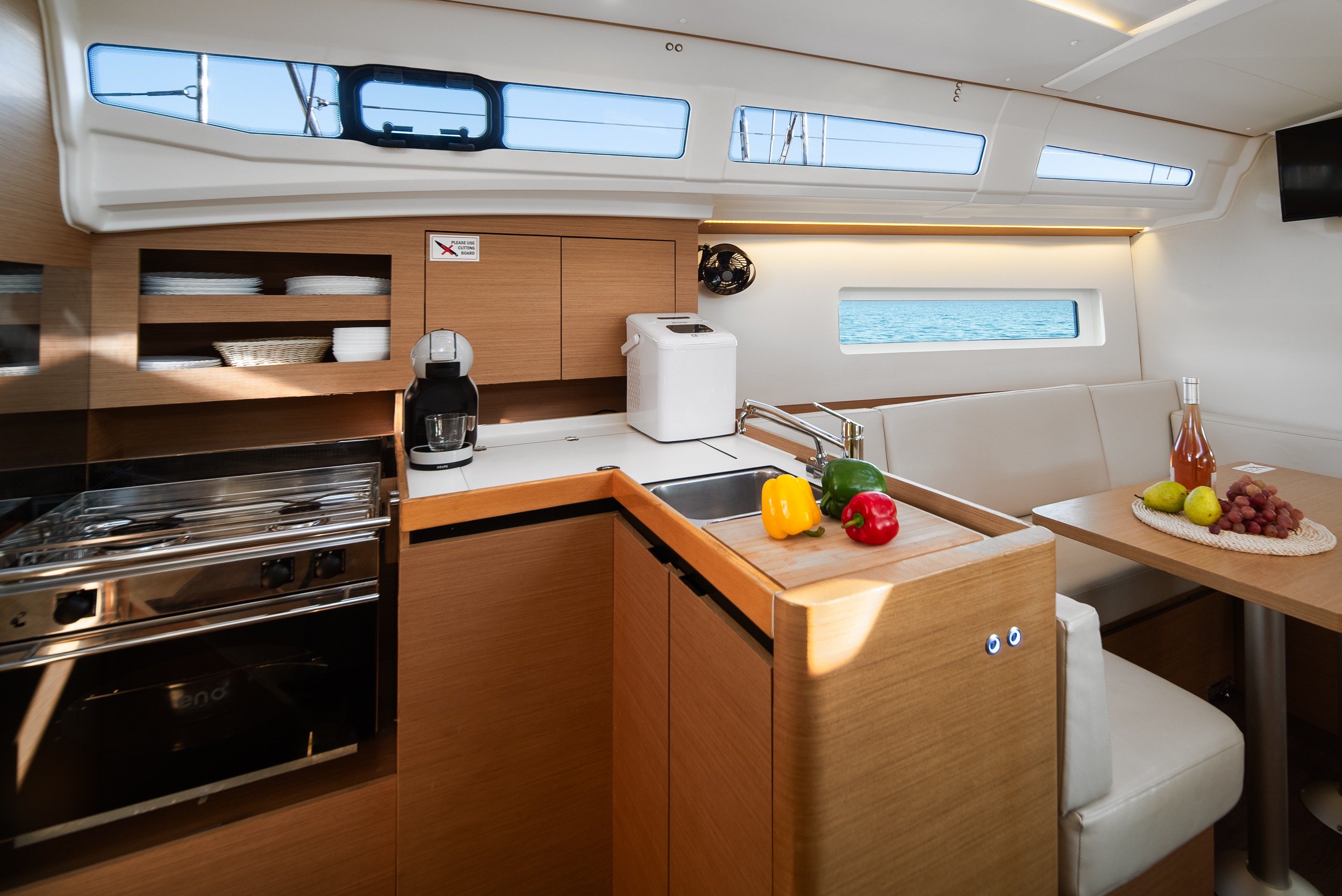 Sun Odyssey 380, Nala | Noleggio di Yacht Croazia