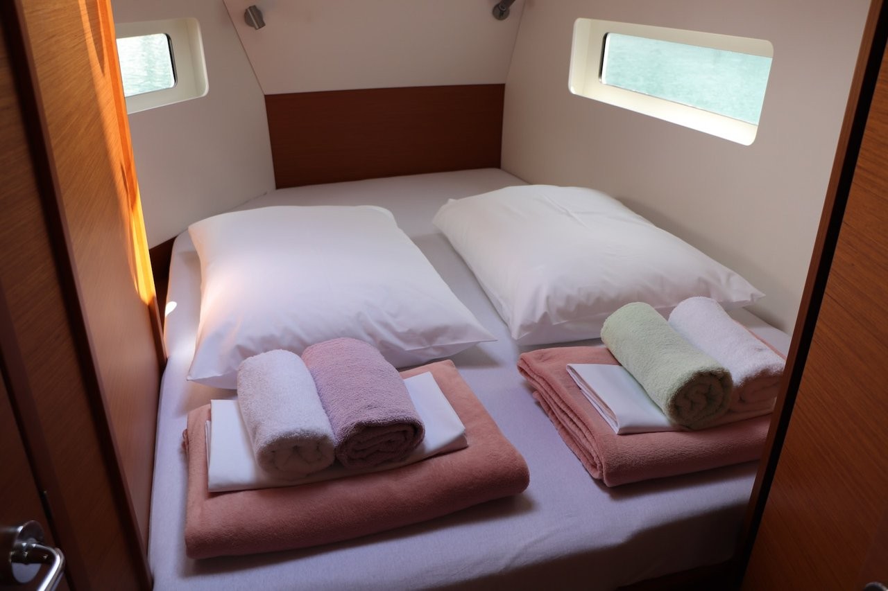 Sun Odyssey 380, Bura Kiss | Yachtcharter Kroatien
