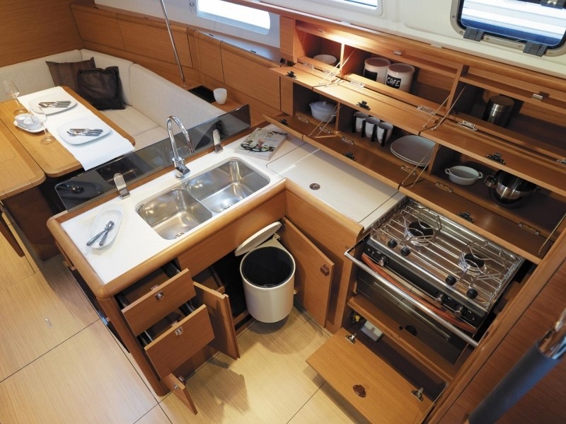 Sun Odyssey 389 (2R), PITTA | Yacht Charter Croatia