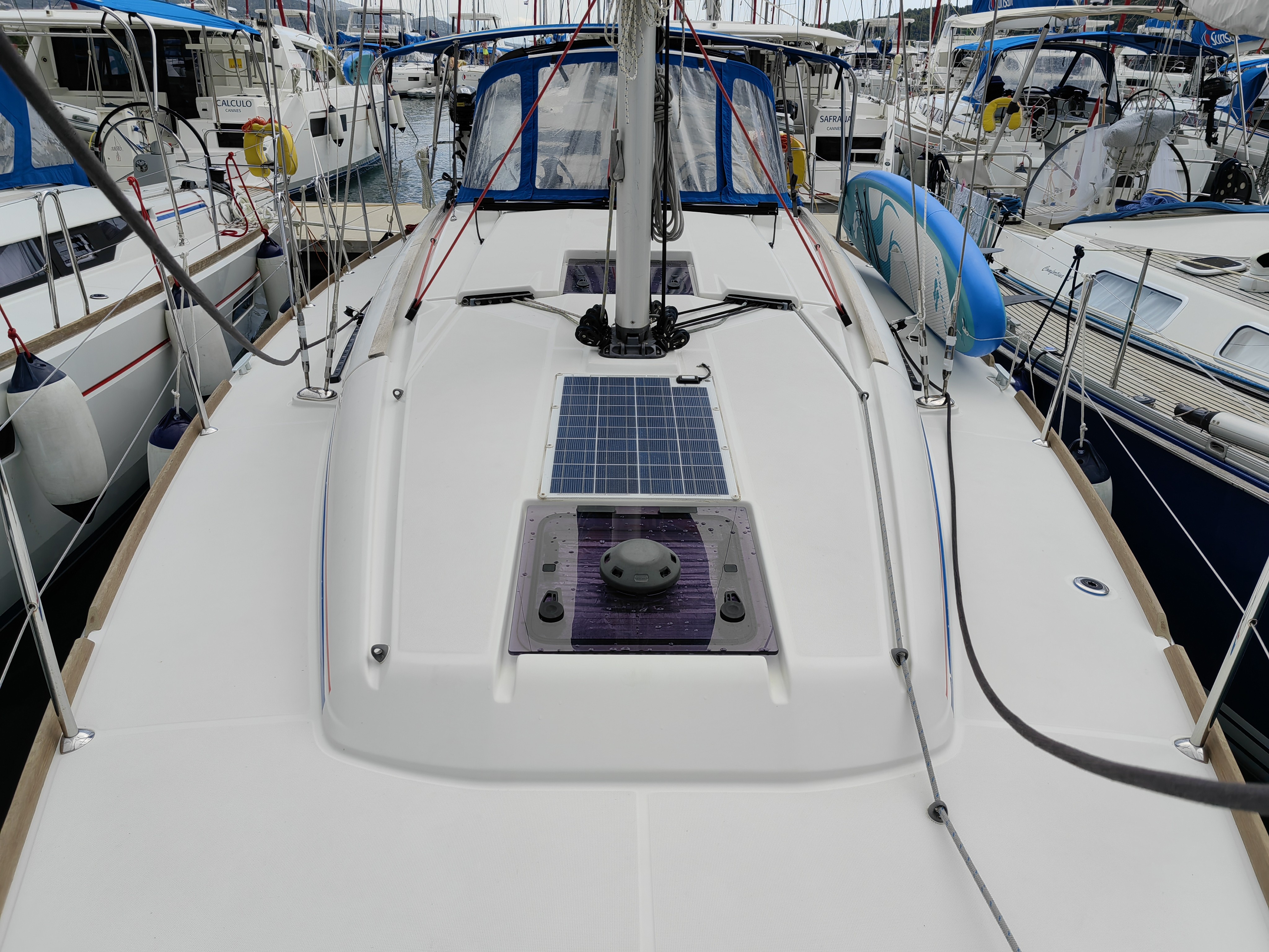 Sun Odyssey 389, Islanders | Yacht Charter Croatia