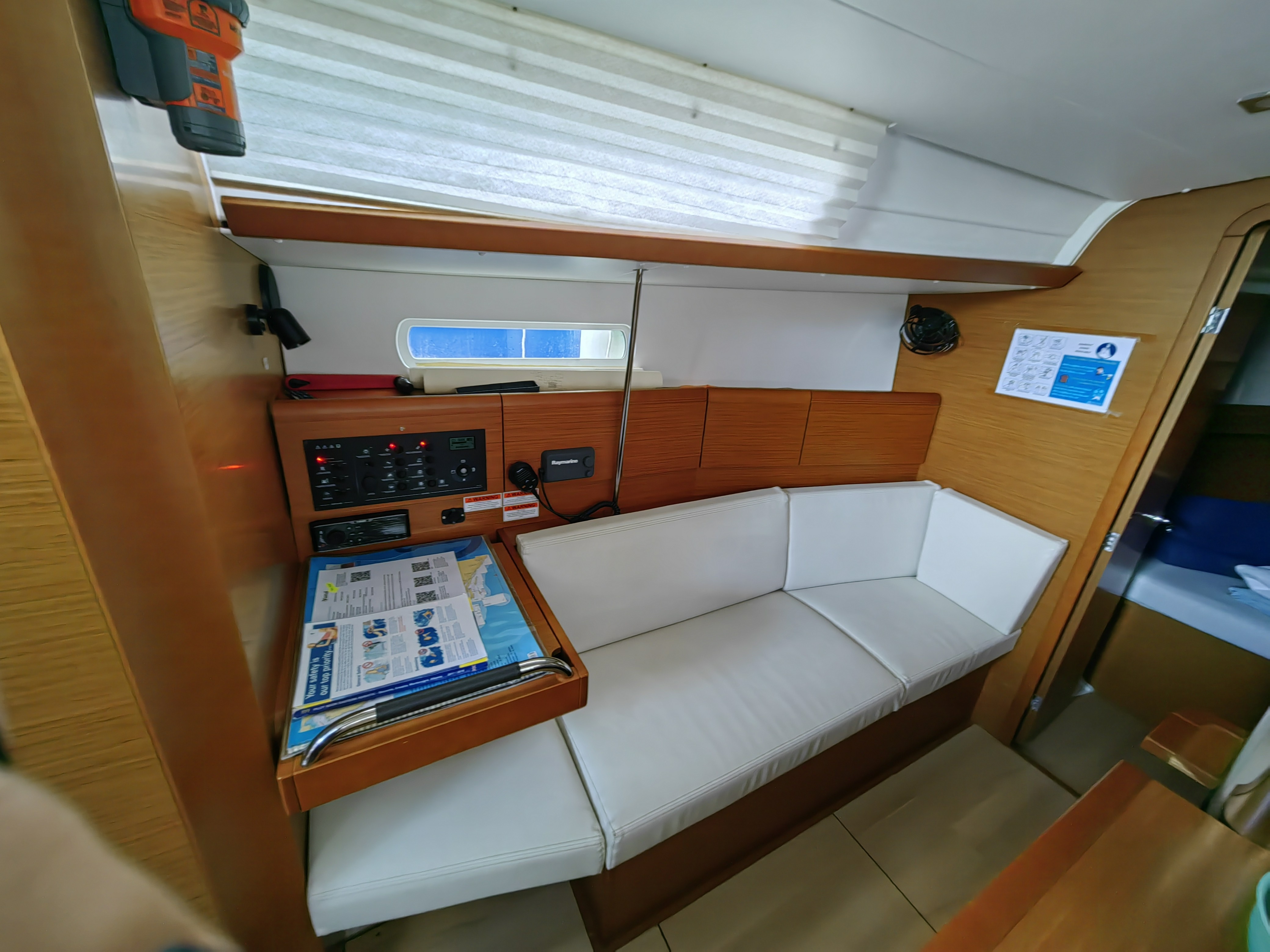 Sun Odyssey 389, Islanders | Yacht Charter Croatia