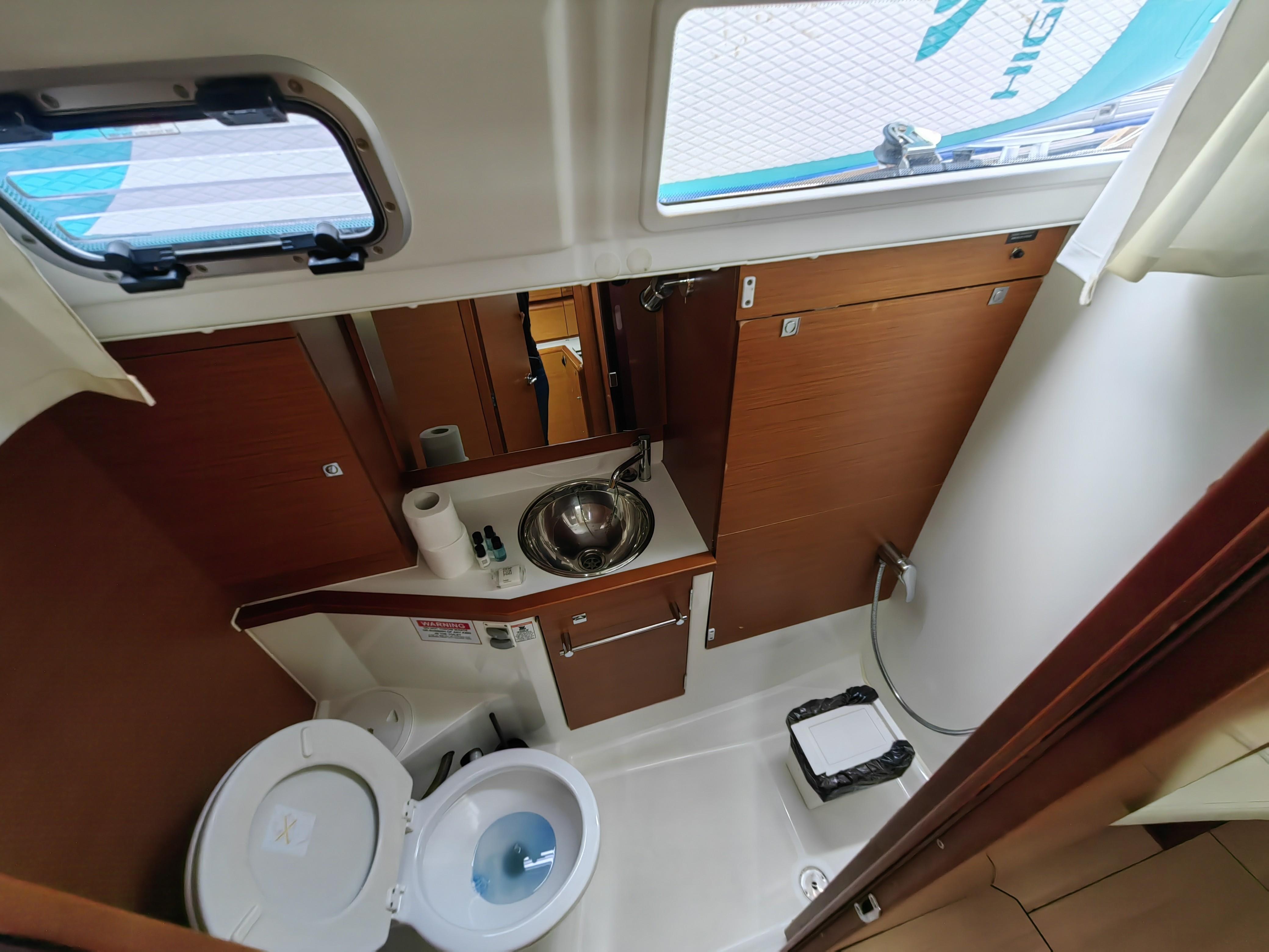 Sun Odyssey 389, Islanders | Yacht Charter Croatia
