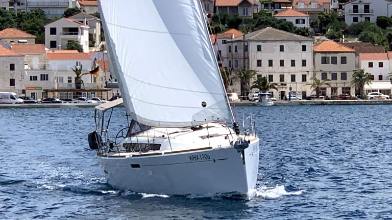Sun Odyssey 389, Amadeus | Yacht Charter Croatia