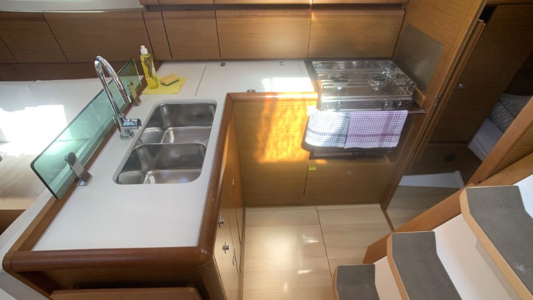 Sun Odyssey 389, Amadeus | Yacht Charter Croatia