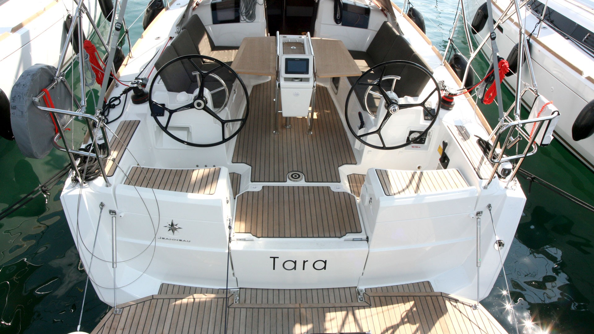 Sun Odyssey 389, Tara | Yacht Charter Croatia