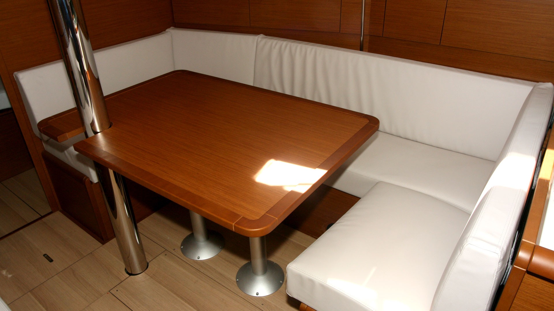 Sun Odyssey 389, Tara | Yacht Charter Croatia