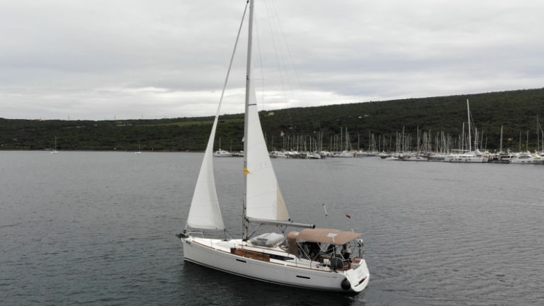 Sun Odyssey 389, Sissi | Yacht Charter Croatia