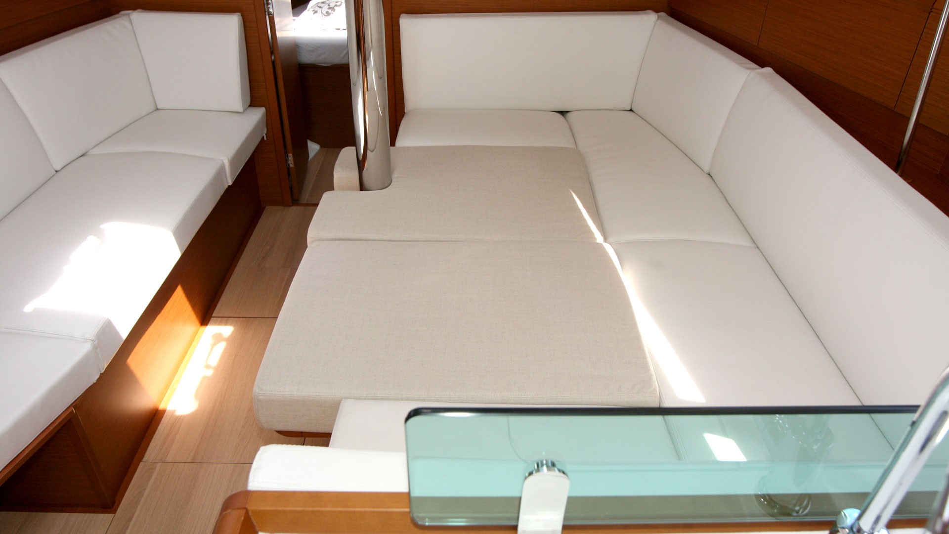 Sun Odyssey 389, Sissi | Yacht Charter Croatia
