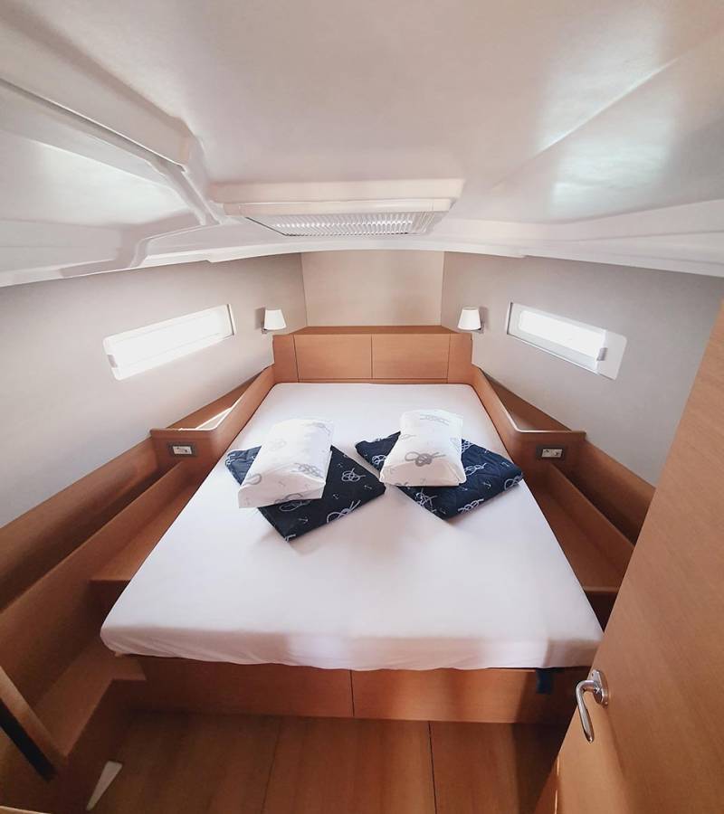 Sun Odyssey 410, Kalumina | Noleggio di Yacht Croazia