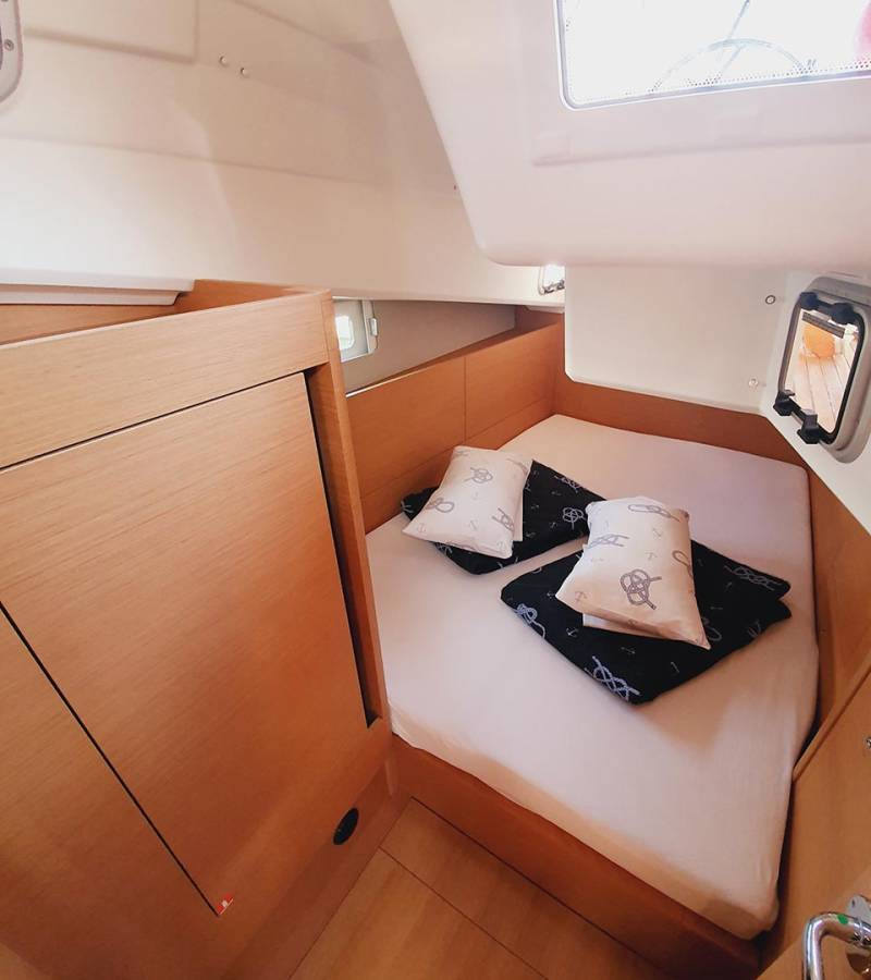 Sun Odyssey 410, Kalumina | Noleggio di Yacht Croazia