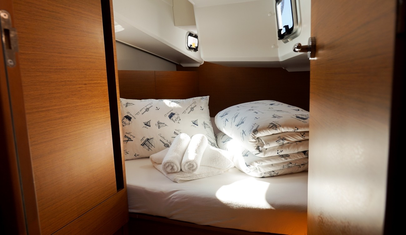 Sun Odyssey 410, Kingfisher | Yacht Charter Croatia