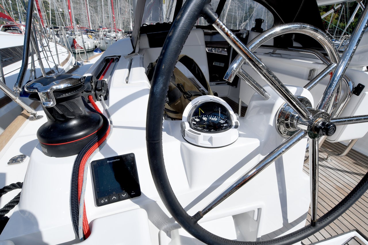Sun Odyssey 419, Kiss Kiss | Yacht Charter Croatia