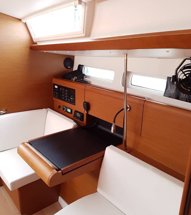 Sun Odyssey 419, Jazz | Yacht Charter Croatia