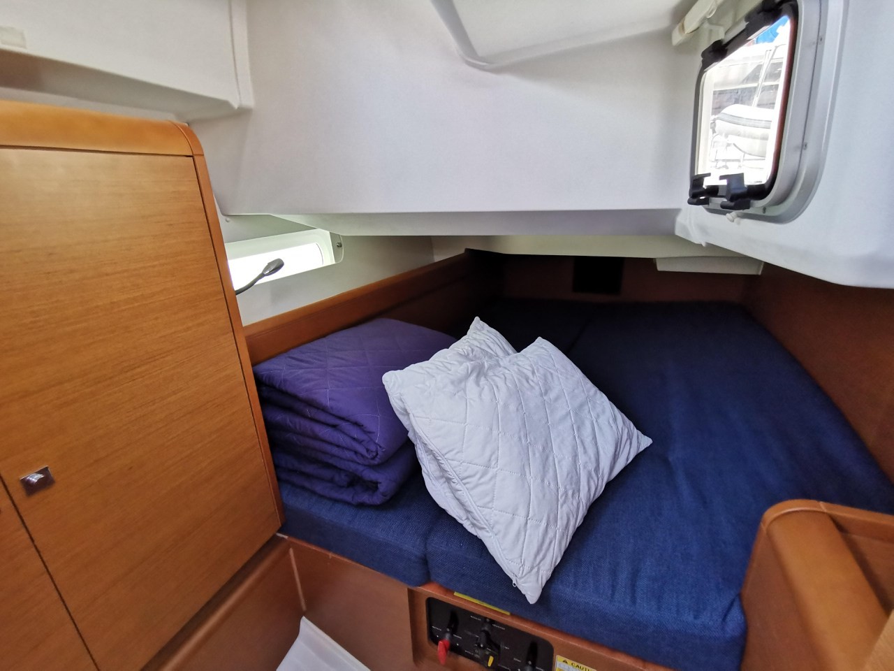 Sun Odyssey 419, Star Gazer | Yacht Charter Croatia