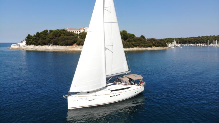 Sun Odyssey 419, Mira | Yacht Charter Croatia