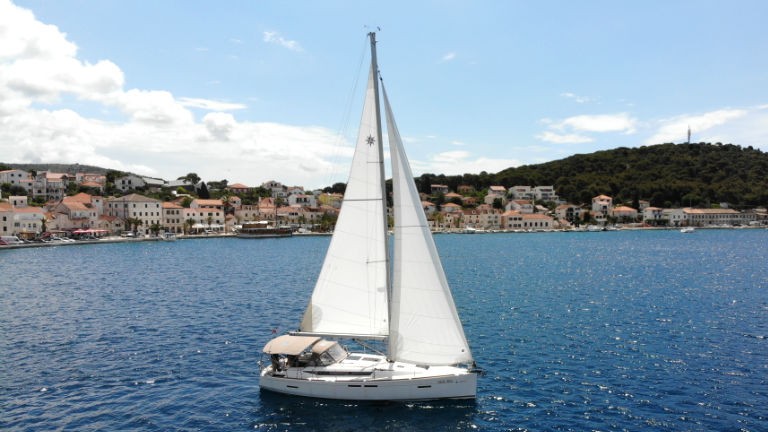 Sun Odyssey 419, Espresso | Yacht Charter Croatia