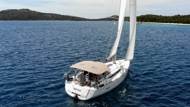 Sun Odyssey 419, Espresso | Yacht Charter Croatia
